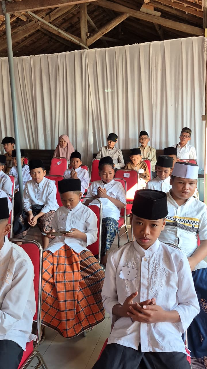 Semarak HUT Bhayangkara ke-80, Polsek Kanigoro Gelar Khitan Massal Gratis untuk 28 Anak