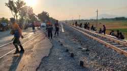Truk Tertemper KA Logawa di Perlintasan Bagor–Saradan, Sejumlah Perjalanan Kereta Api Terdampak