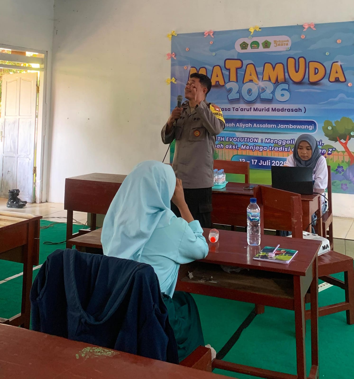 Polsek Selopuro Berikan Edukasi Antiperundungan kepada Siswa Baru saat MATSAMA
