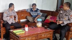 Patroli Kopling, Polsek Selorejo Bangun Kedekatan dengan Warga Lewat Dialog Santai Sambil Ngopi