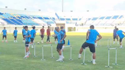 Persela Lamongan TC di Batu, Bima Sakti Genjot Fisik Pemain Jelang Championship 2026/2027