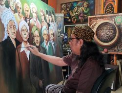 Sambut Muktamar ke-35 NU, Pelukis Jombang Abadikan Para Muassis Lewat Kanvas