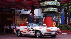 Upacara HUT ke-81 RI di Museum Angkut, Mobil Stingray Jadi Mimbar Unik