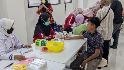 122 Calon Siswa Sekolah Rakyat Blitar Jalani Cek Kesehatan Jelang MPLS