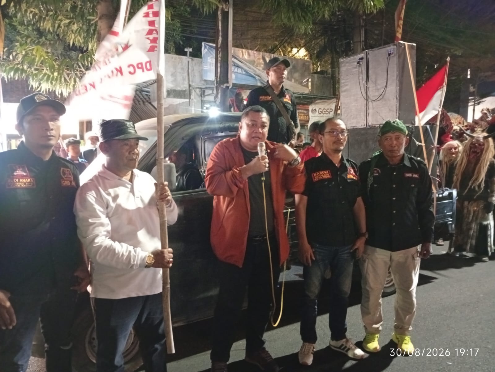 10 Ribu Warga Kediri Meriahkan Jalan Sehat GRIB Jaya, Kobarkan Semangat Kemerdekaan dan Persatuan
