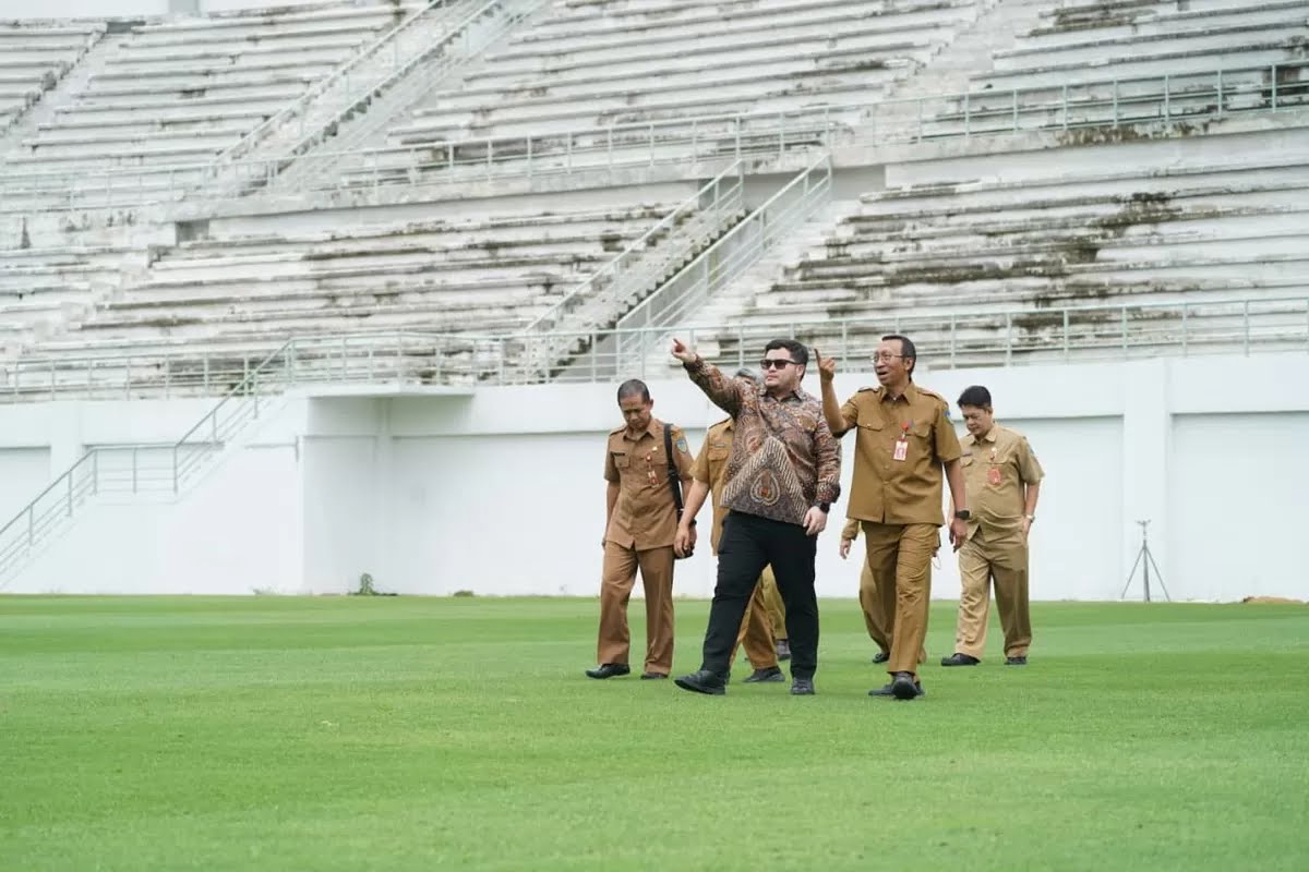 Anggaran Pemeliharaan Rumput Stadion GDJ Kediri Capai Rp30 Juta per Bulan