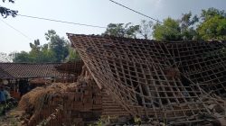 Cuaca Cerah, Rumah Janda di Ponorogo Mendadak Ambruk hingga Rata Tanah