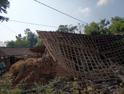 Cuaca Cerah, Rumah Janda di Ponorogo Mendadak Ambruk hingga Rata Tanah