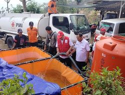 PMI Ponorogo Salurkan Air Bersih untuk Warga Terdampak Kekeringan di Bungkal