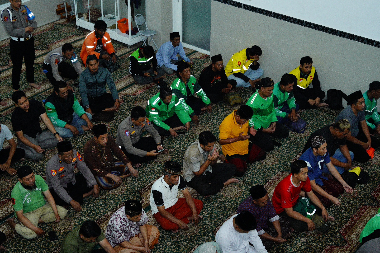 Kenang Affan Kurniawan, Komunitas Ojol Ponorogo Gelar Doa Bersama di Masjid Polres
