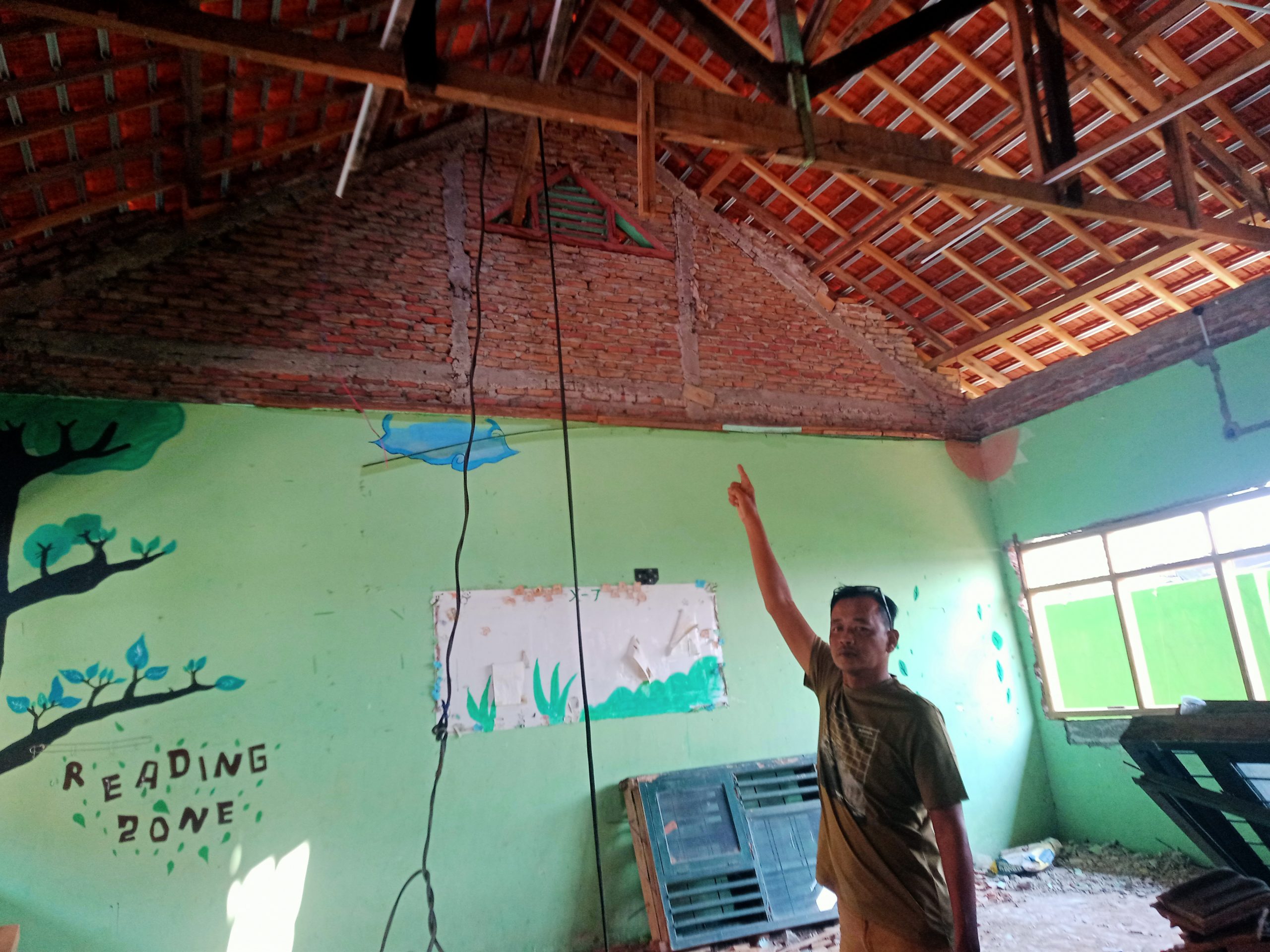 Revitalisasi SMAN 1 Tanjunganom Rp1,9 Miliar Disorot, LKHPI Nganjuk Siapkan Laporan ke Aparat Penegak Hukum