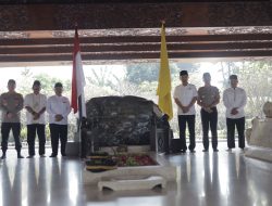Jelang Hari Jadi ke-702 Kabupaten Blitar, Kapolres Ikuti Ziarah Makam Leluhur