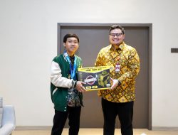 Bangga, Mas Dhito Beri Beasiswa Pelajar Peraih Medali Emas LKS Nasional 2026