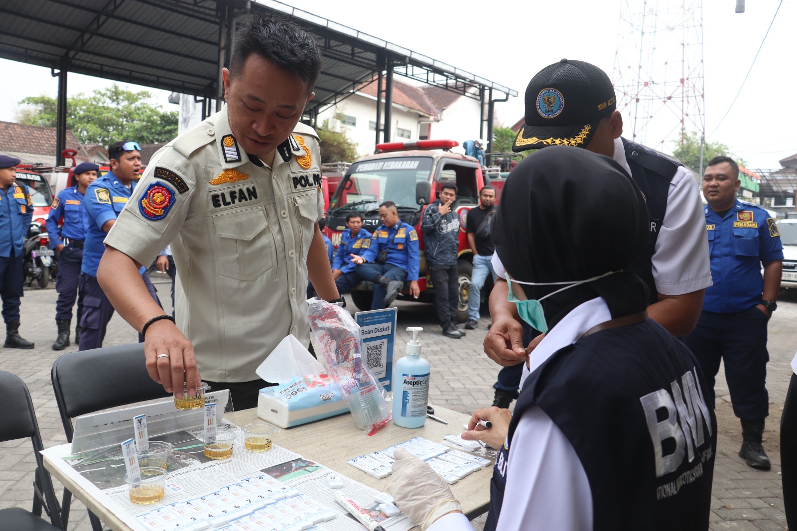 Pasca Anggota Positif Narkoba, 40 Personel Satpol PP dan Damkar Blitar Jalani Tes Urine