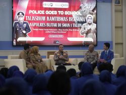 Polres Blitar Edukasi Pelajar SMAN 1 Talun tentang Pemanfaatan AI secara Bijak