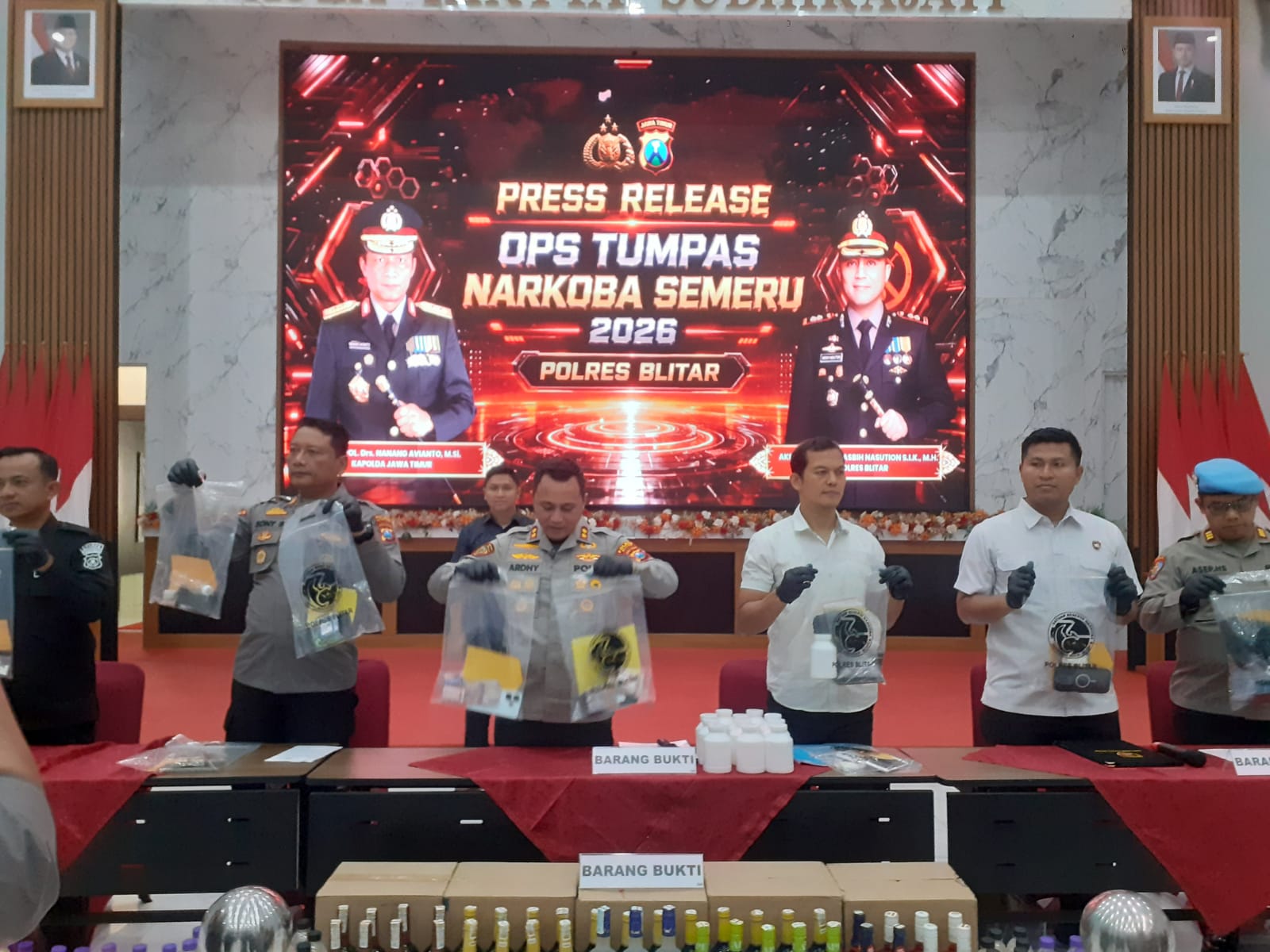 Operasi Tumpas Semeru 2026 di Blitar Ungkap 10 Kasus, 13 Tersangka Diamankan