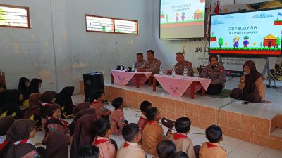 Polsek Garum Edukasi Pelajar soal Bullying, Etika Bermedsos hingga Keselamatan Berlalu Lintas
