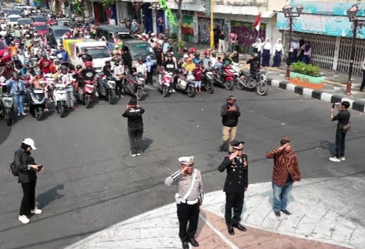 Khidmat, Upacara HUT ke-81 RI di Blitar Dilanjutkan Ziarah Nasional ke Makam Bung Karno