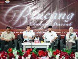 Ekonomi Lamongan Tumbuh 5,40 Persen, Bupati Yuhronur Ajak Mahasiswa Unisla Jadi Penggerak Daerah