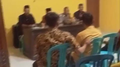 Isu Ayah Tiri Diduga Hamili Anak di Kemlagilor Lamongan, Puluhan Warga Datangi Balai Desa