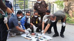 Kejari Lamongan Musnahkan Barang Bukti 38 Perkara Inkracht, Ada Sabu 115 Gram hingga 21 Ekstasi