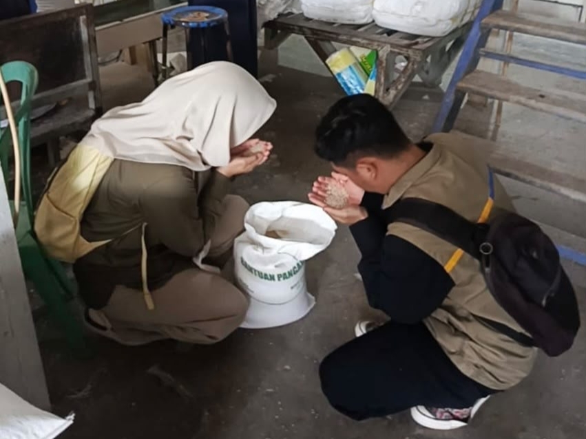 BULOG Bojonegoro Pastikan Tak Ada Pengoplosan Beras Bantuan Pangan di Tuban