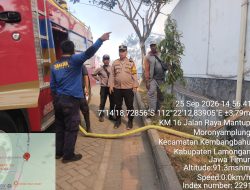 Pabrik Kayu PT YWI Lamongan Terbakar, Tujuh Bangunan dan Dump Truck Hangus, Kerugian Rp10 Miliar