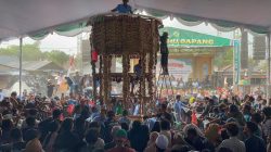 Ribuan Warga Serbu Grebek Tahu Bapang, Tradisi Maulid yang Selalu Dinanti Setiap Tahun