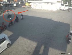 CCTV Rekam Aksi Pelaku, Motor Karyawan Pabrik Raib di Indomaret Mojongapit Jombang