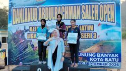Usia 13 Tahun, Santriwati Tebuireng Shanum Raih Juara 1 Paralayang Jatim 2026