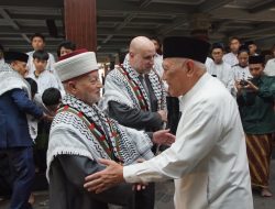 Imam Besar Masjid Al-Aqsa Hadir di Tebuireng, Gus Kikin : Solidaritas Palestina Bukan Hal Baru