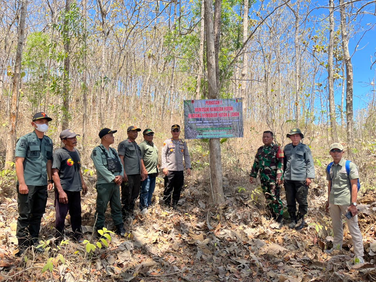 Darurat Karhutla, Polres Malang Pasang Banner Larangan Membakar Hutan dan Lahan
