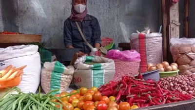 Harga Tomat dan Cabai Melambung, Petani Kediri Sumringah di Tengah Kemarau
