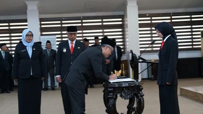 184 Pejabat Pemkot Kediri Dilantik, Mbak Wali Tetapkan Target Kinerja 100 Hari