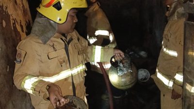 Ganti Tabung Gas, Tiba-Tiba Bocor dan Timbulkan Api, Rumah Warga di Kepung Terbakar