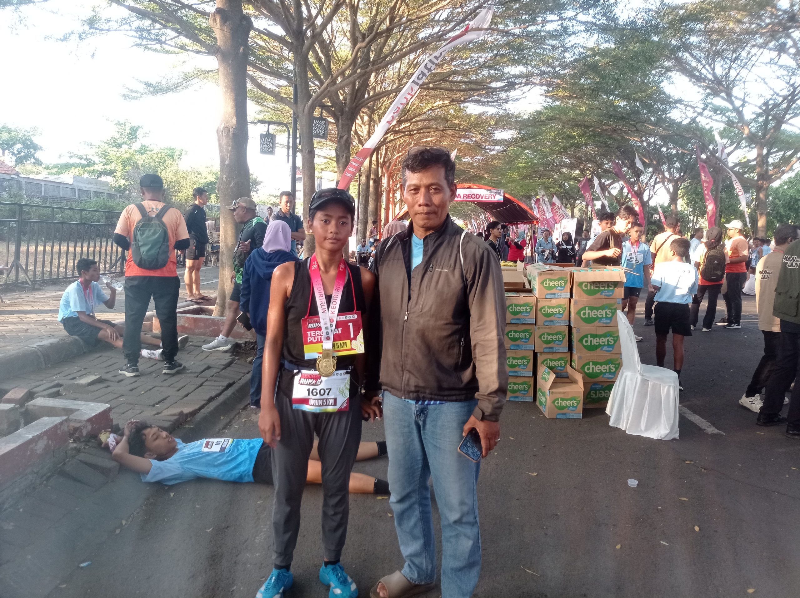 Atlet Triatlon Jadi Juara Umum Putri Kediri Run 2026