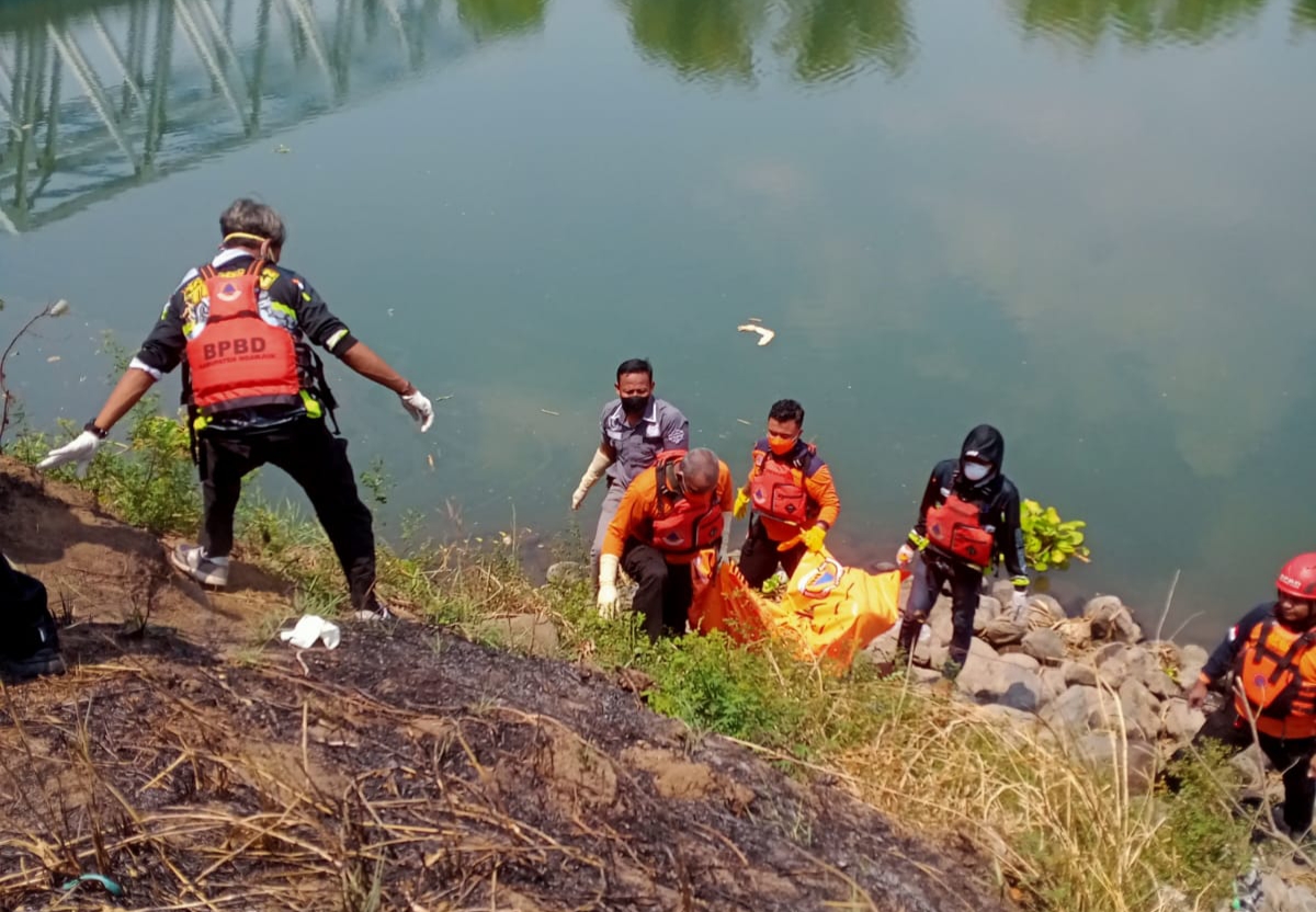 Dilaporkan Hilang, Lansia Kertosono Ditemukan Meninggal di Sungai Brantas