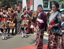 Hari Jadi ke-832 Trenggalek, Ribuan Warga Berebut Tumpeng hingga Bibit Pohon
