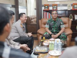 Kapolres Blitar Silaturahmi ke Kodim 0808, Perkuat Sinergi TNI-Polri Jaga Kamtibmas