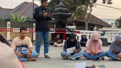 Jurnalis Blitar Raya Gelar Doa Bersama untuk Wartawan yang Hilang Kontak di Selat Sunda