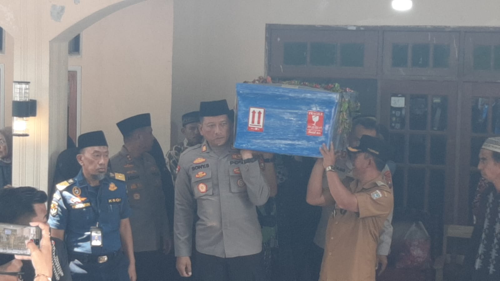 Warga Blitar Jadi Korban Kapal Virgo, Kapolres Takziah ke Rumah Duka
