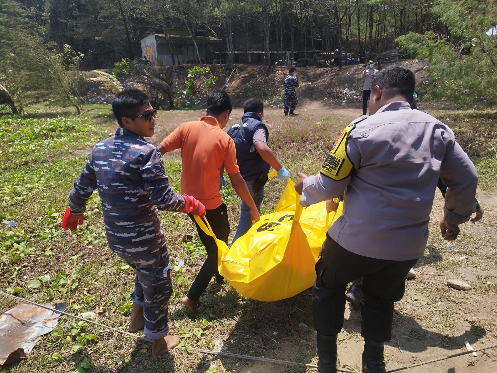 Cari Rumput di Pinggir Sungai, Warga Ngadipuro Temukan Mayat Mr X Mengapung