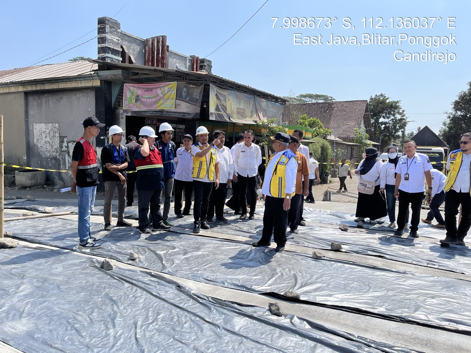Dikeluhkan Warga karena Kerap Rusak, Jalan Candirejo-Sidorejo Blitar Dibeton