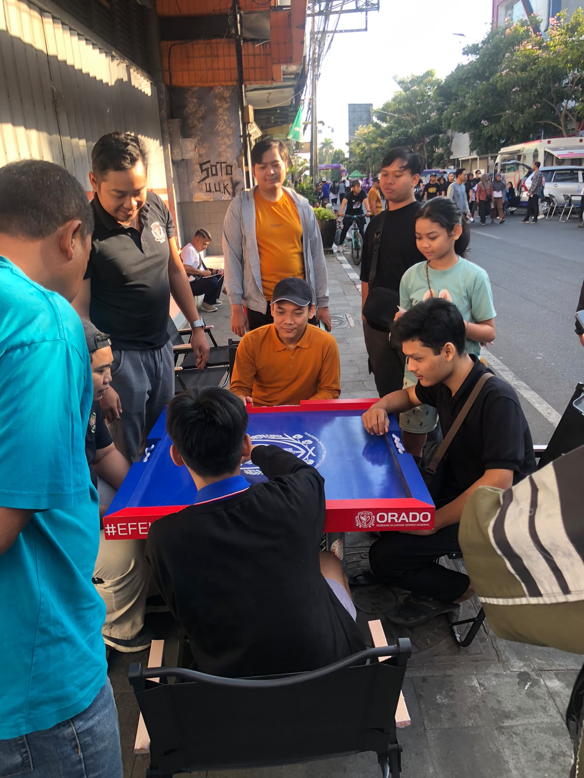 Jemput Bola di CFD, ORADO Kota Kediri Kenalkan Domino 101 kepada Masyarakat