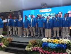 Hadiri Pelantikan DPD KNPI Lamongan, Wamenkop Dorong Pemuda Jadi Penggerak KDKMP