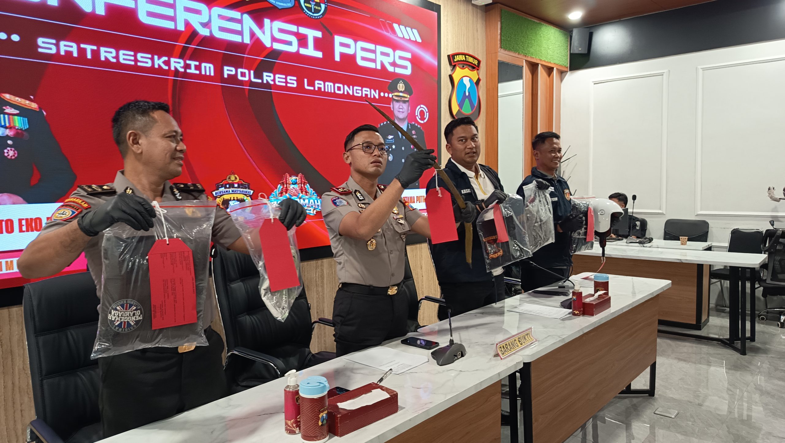 Pembacokan Remaja di Pucuk Lamongan, Lima Tersangka Ditahan, Polisi Buru Penyebar Provokasi