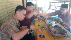 Sambelan Iwak Kali Bu Suci Kesamben Jombang, Sajikan Ikan Sungai dari Brantas dengan Sambal Nampol