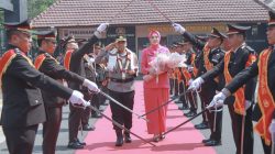 Pedang Pora Iringi Pisah Sambut Kapolres Jombang, AKBP Ardi Pamit dengan Bangga, AKBP Yanto Bawa Semangat Baru
