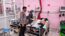 Pikap Muat Buah Terbakar di Peterongan Jombang, Sopir Luka Bakar di Wajah hingga Punggung