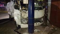 Tabrakan Suzuki Carry dan Isuzu Traga di Peterongan Jombang, Dua Orang Luka Serius